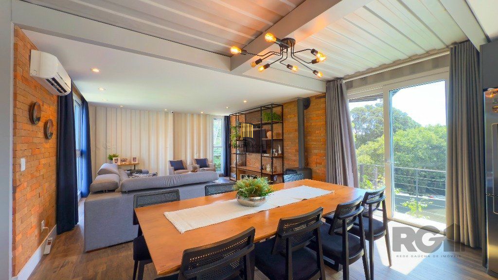 Casa 3 dormitórios no bairro Teresópolis