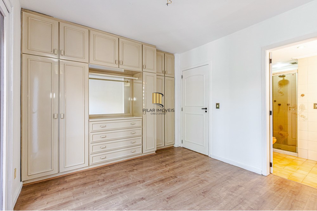 Apartamento 3 dormitórios no bairro Mont Serrat