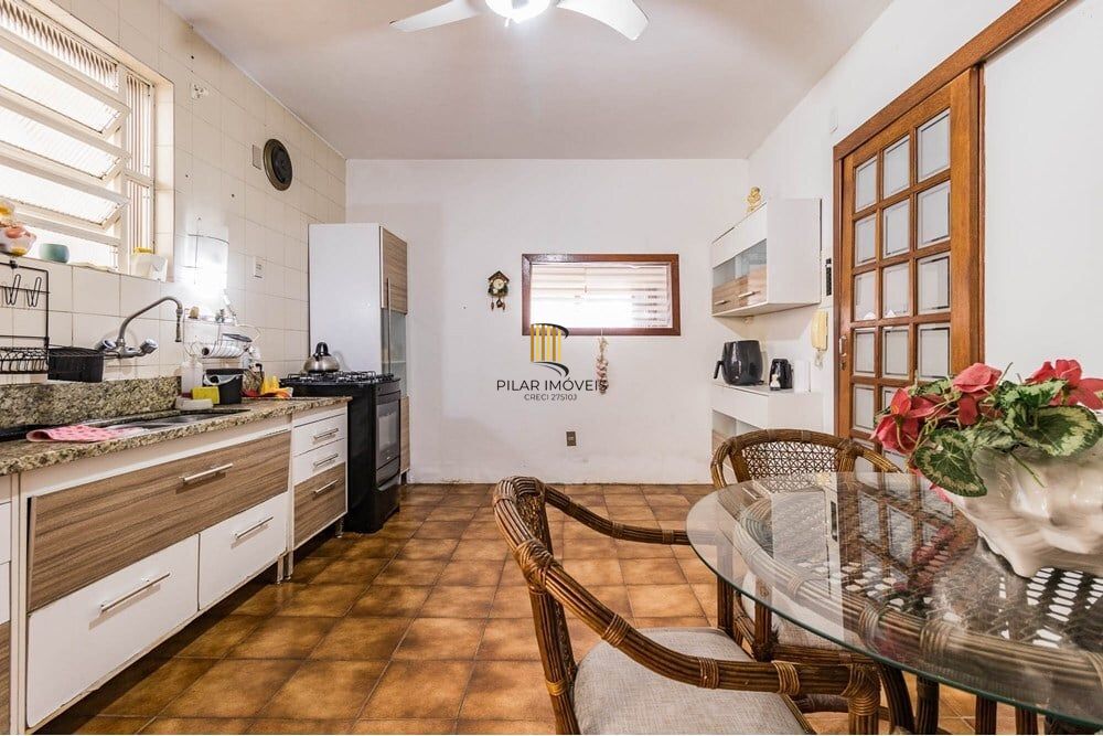 Casa 3 dormitórios no bairro São Sebastião