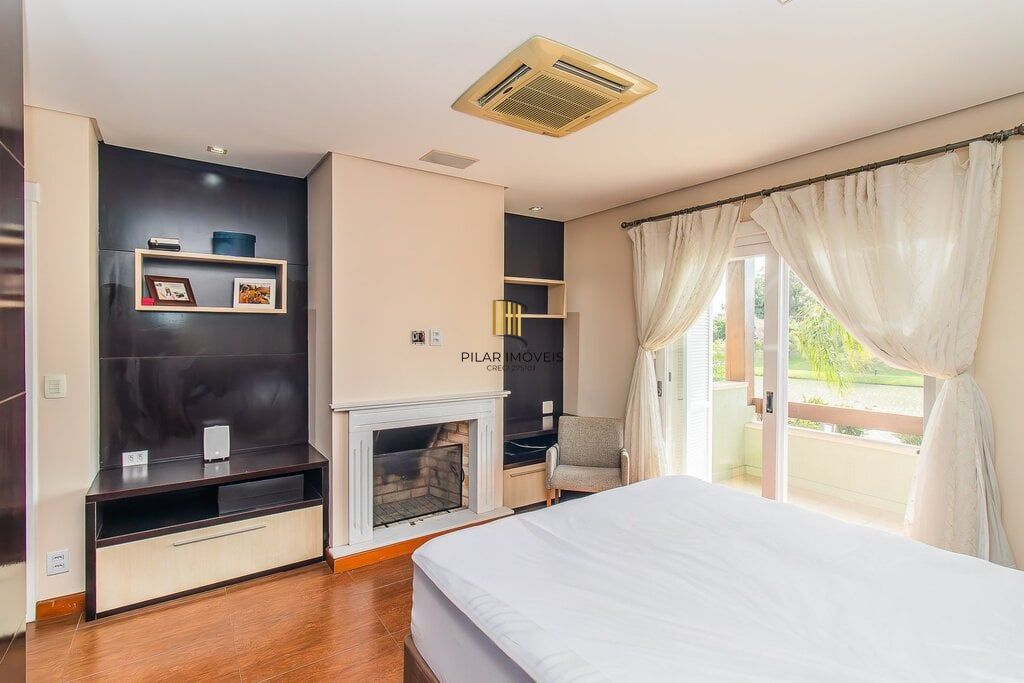 Casa de Condomínio 4 dormitórios no bairro Belém Novo