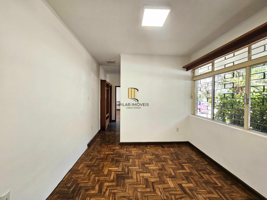 Casa 3 dormitórios no bairro Três Figueiras