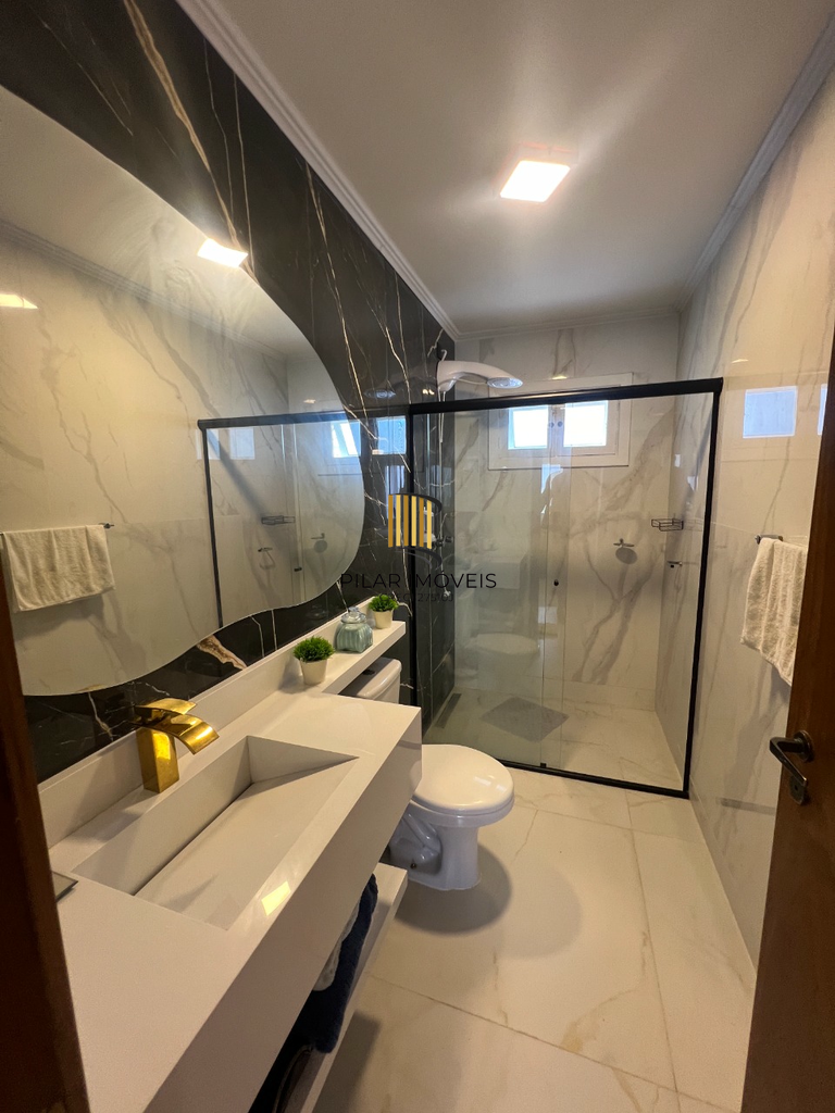 Casa 5 dormitórios no bairro Praia de Atlântida