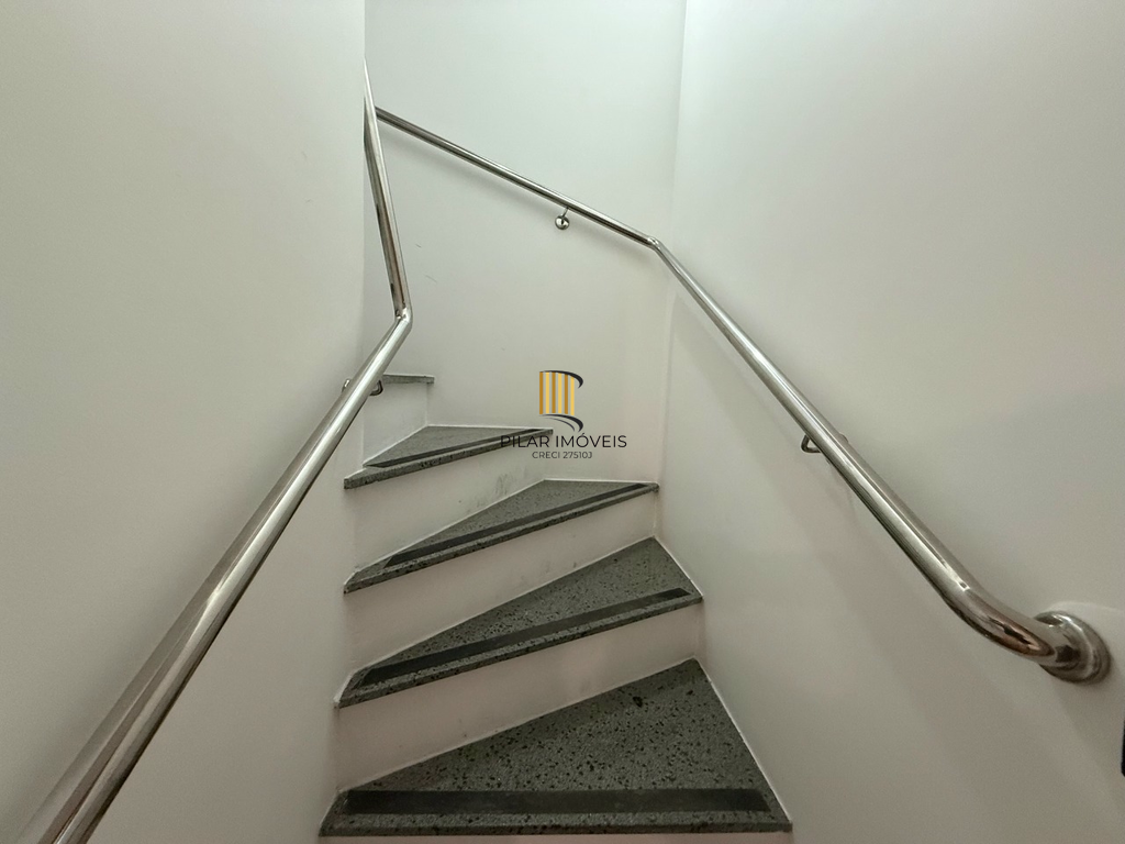 Cobertura 3 dormitórios no bairro Petrópolis