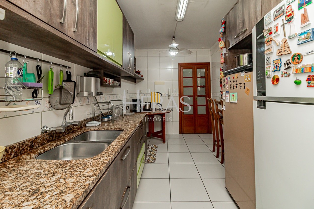 Apartamento 3 dormitórios no bairro Petrópolis