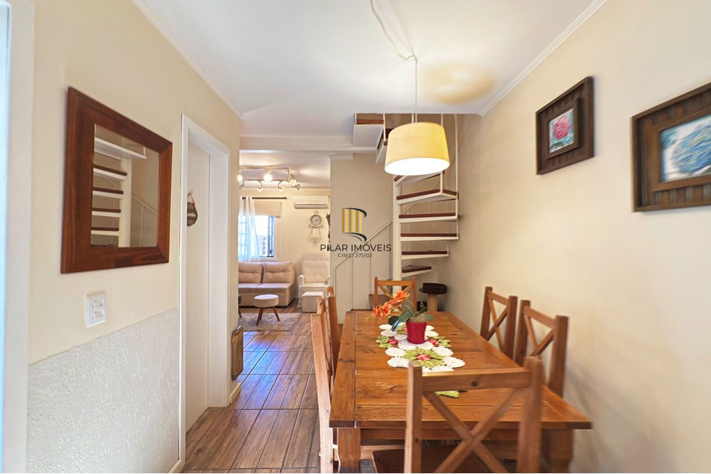 Casa de Condomínio 3 dormitórios no bairro Vila Nova