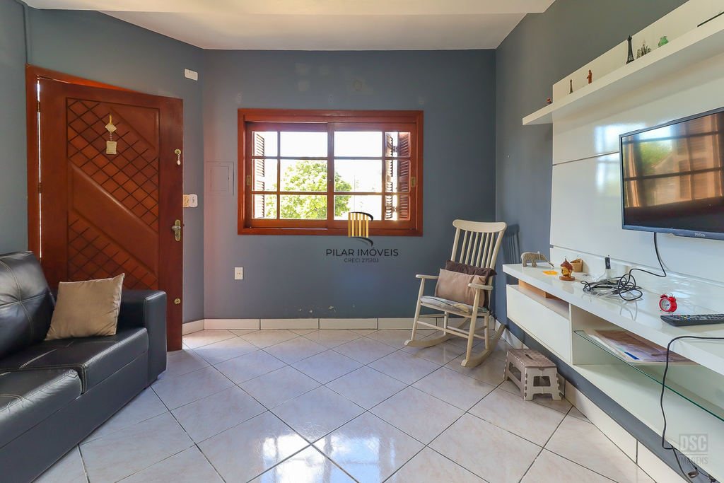 Casa 3 dormitórios no bairro Nonoai