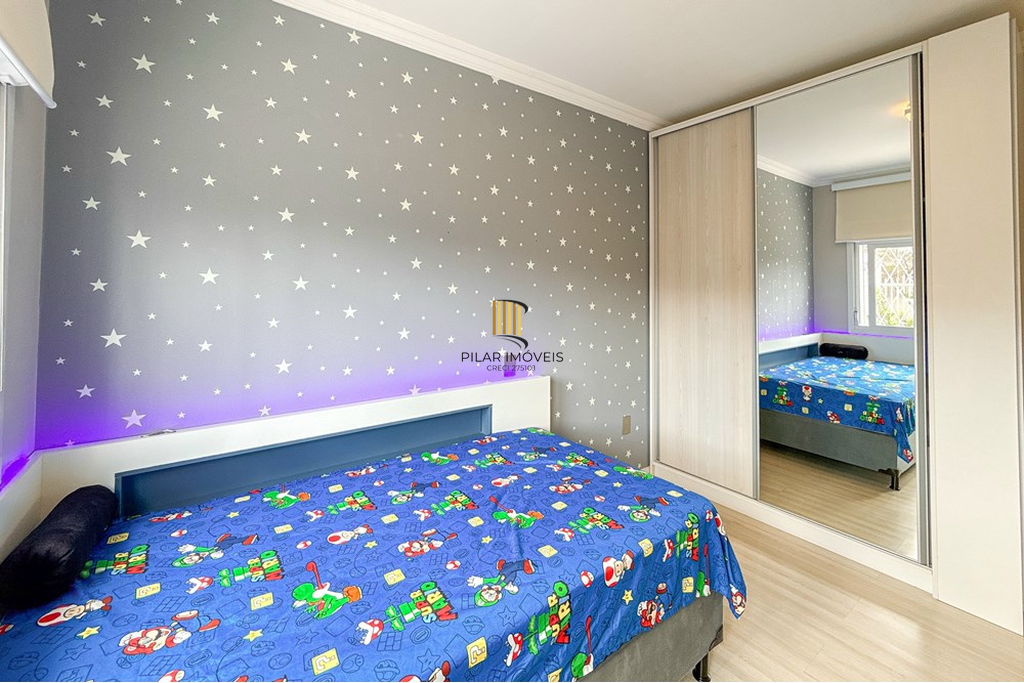 Casa 3 dormitórios no bairro Igara