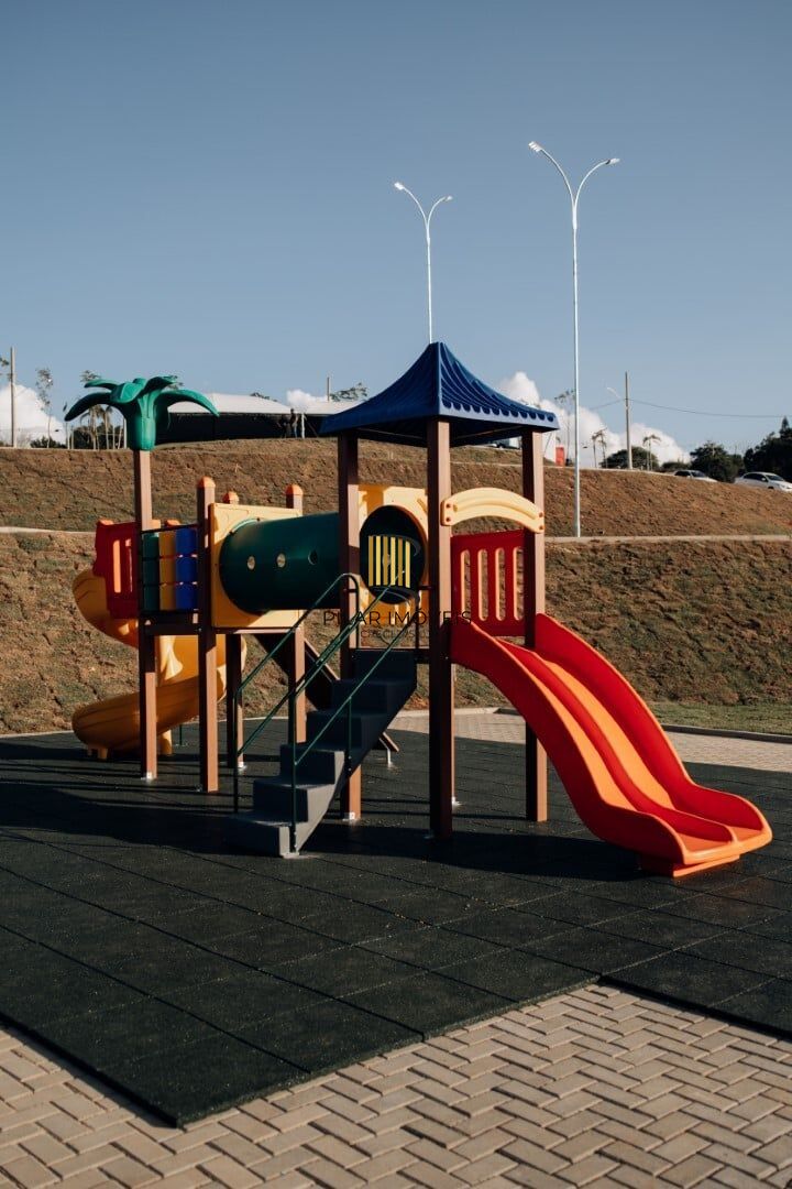 Terreno no bairro Querência