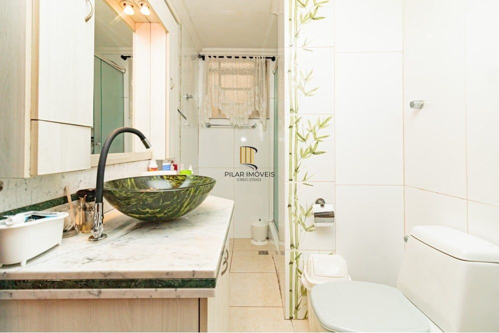 Apartamento 4 dormitórios no bairro Passo da Areia