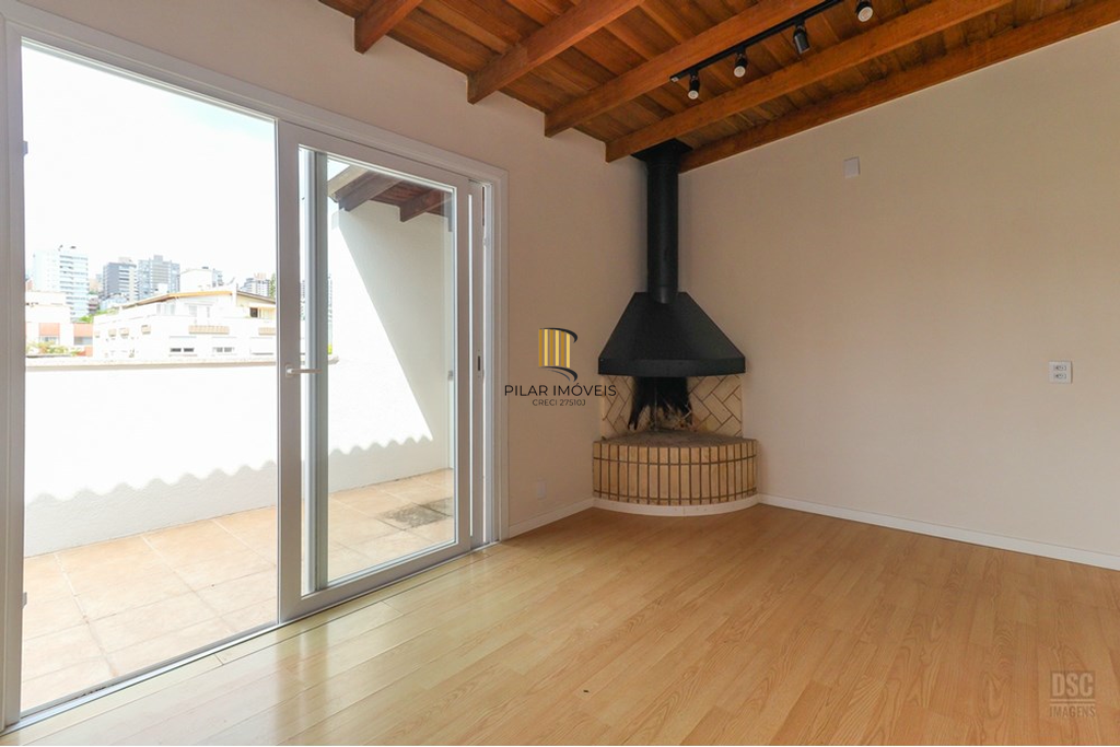 Cobertura 2 dormitórios no bairro Petrópolis