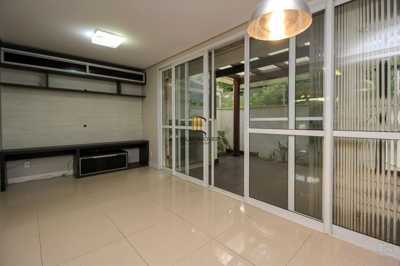 Casa 3 dormitórios no bairro Ipanema