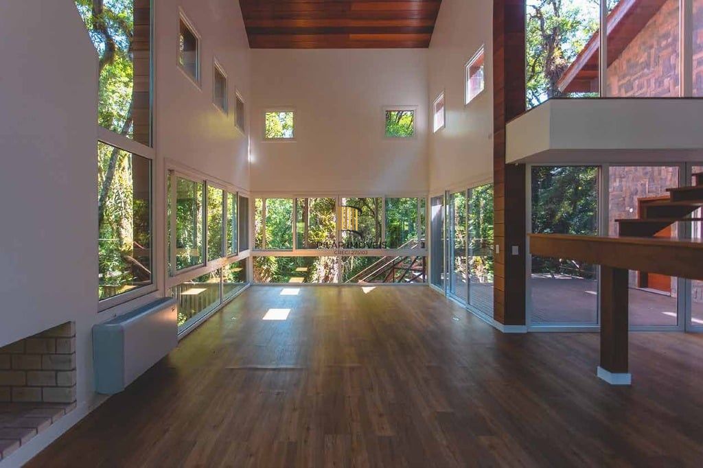 Casa de Condomínio 4 dormitórios no bairro Mato Queimado