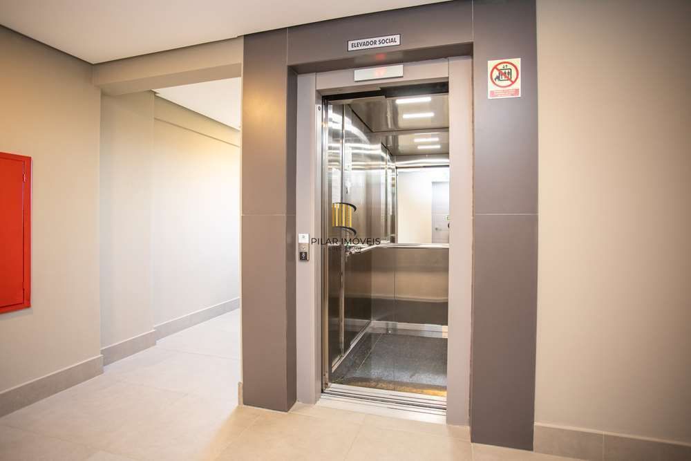 Apartamento 2 dormitórios no bairro Passo da Areia