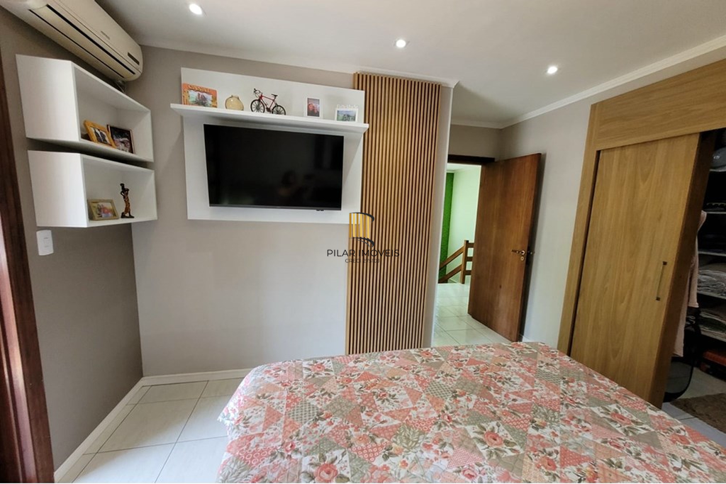 Casa 3 dormitórios no bairro Santa Isabel