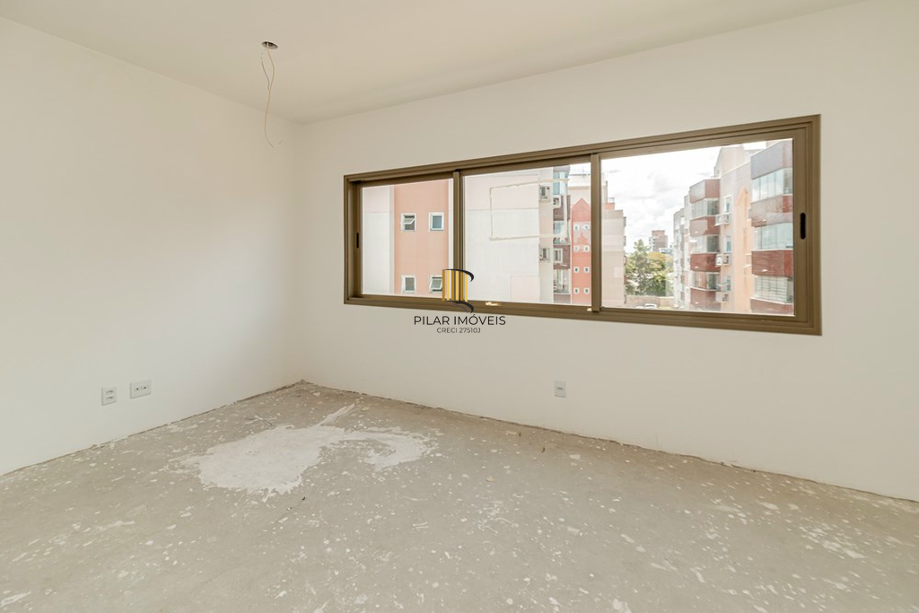 Casa de Condomínio 4 dormitórios no bairro Jardim Itu