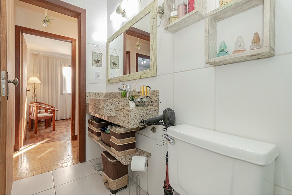 Casa 3 dormitórios no bairro Jardim do Salso