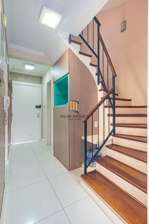Casa 4 dormitórios no bairro Sarandi