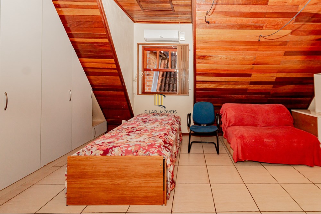 Casa de Condomínio 3 dormitórios no bairro Glória