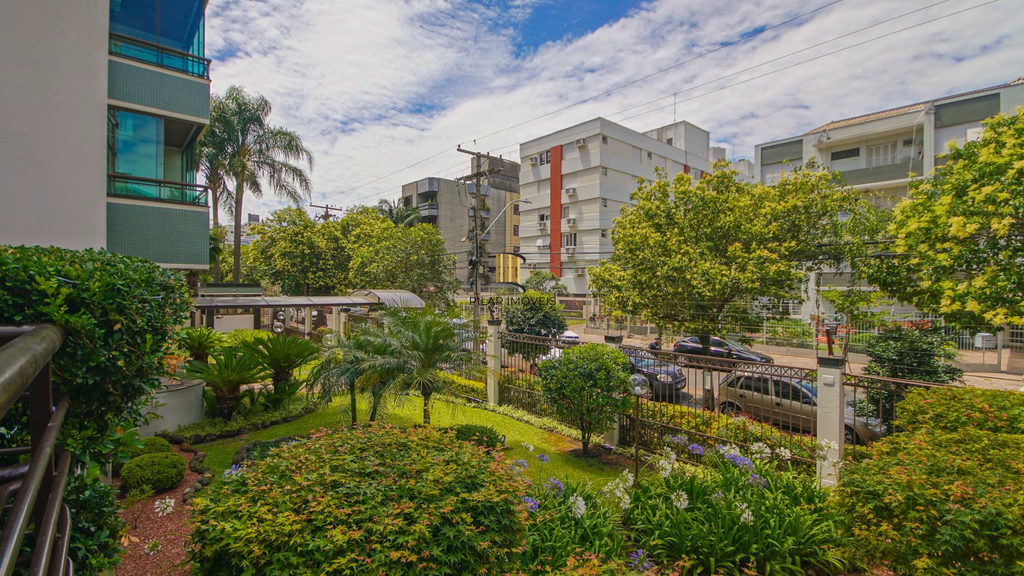 Apartamento 3 dormitórios no bairro Menino Deus