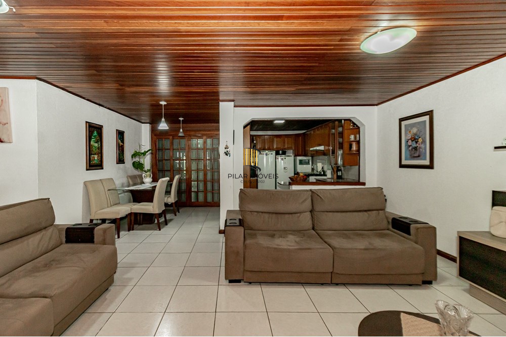 Casa 4 dormitórios no bairro Jardim Itu Sabará