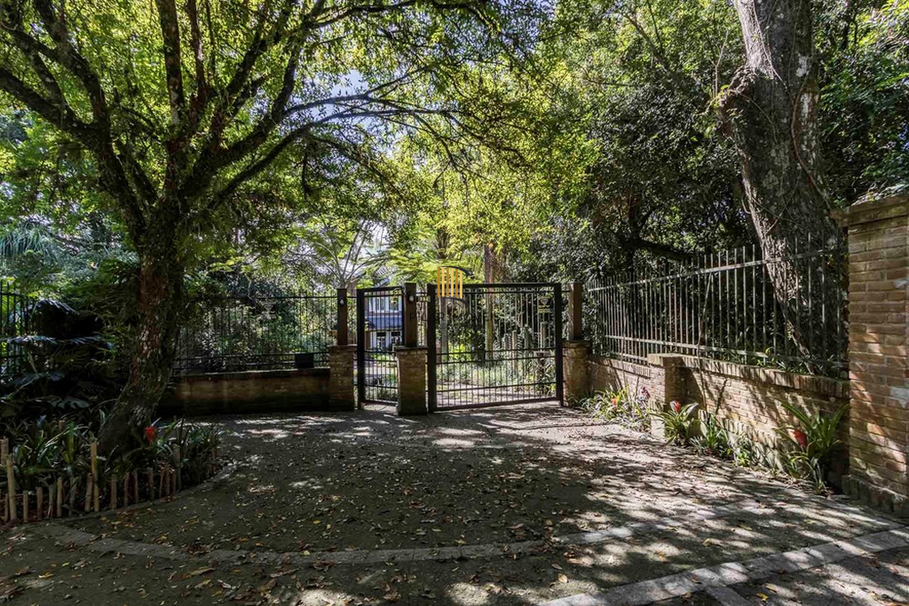 Casa 4 dormitórios no bairro Belém Novo