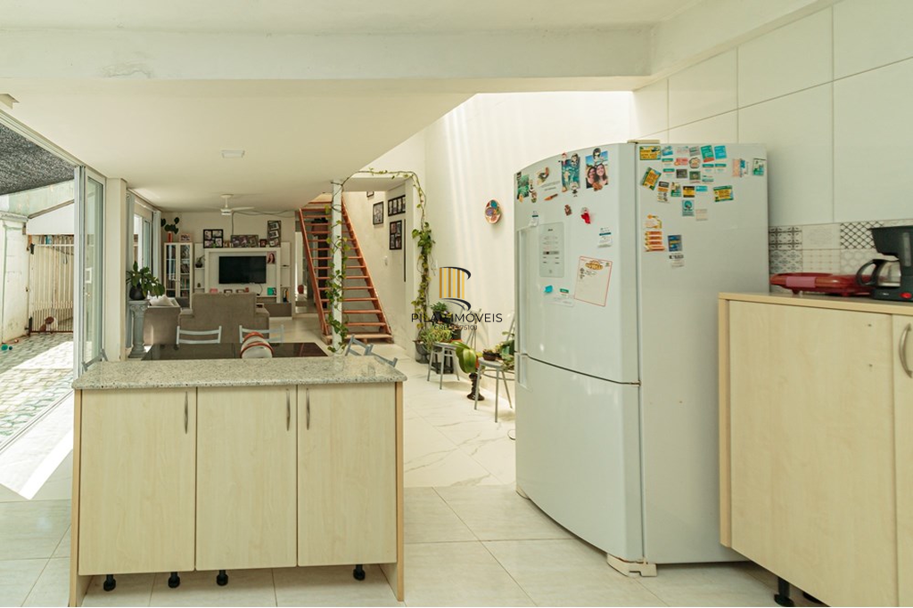 Casa 3 dormitórios no bairro Menino Deus