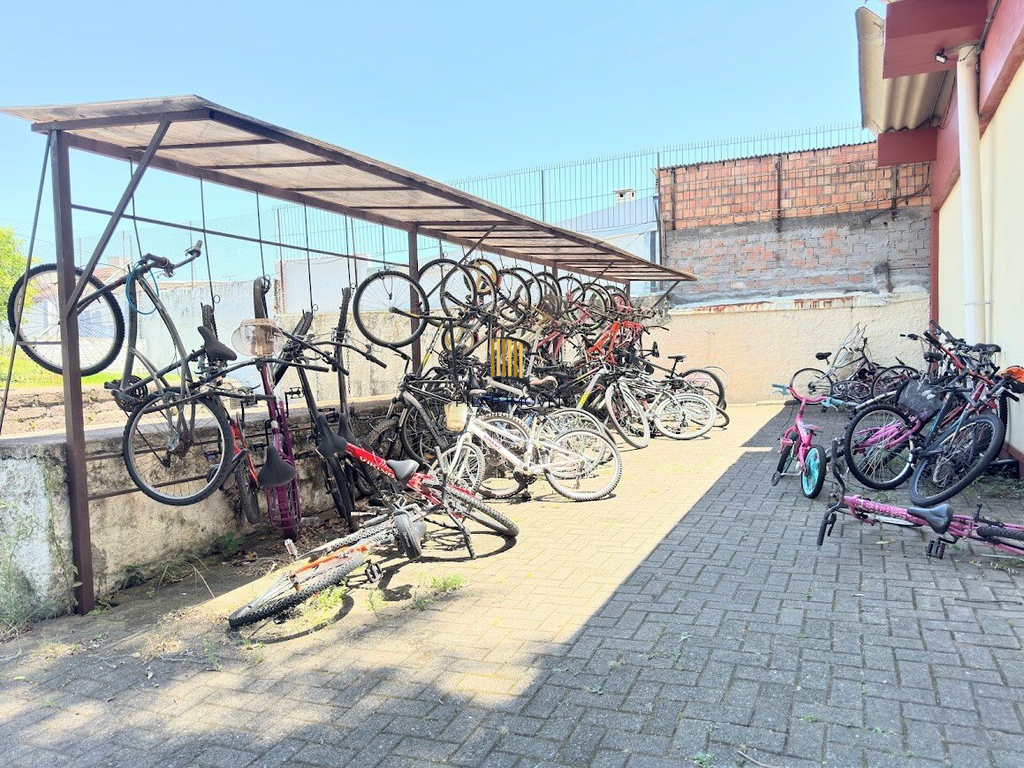 Apartamento 1 dormitório no bairro Camaquã