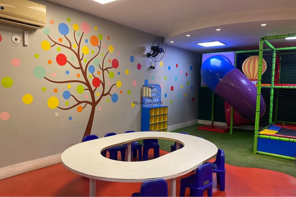 Casa de Condomínio 4 dormitórios no bairro Estância Velha