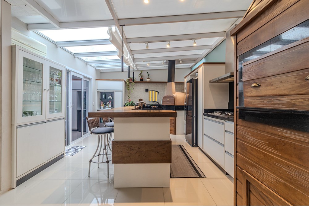 Casa de Condomínio 4 dormitórios no bairro Tristeza