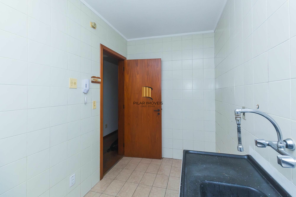 Apartamento 2 dormitórios no bairro Bom Fim