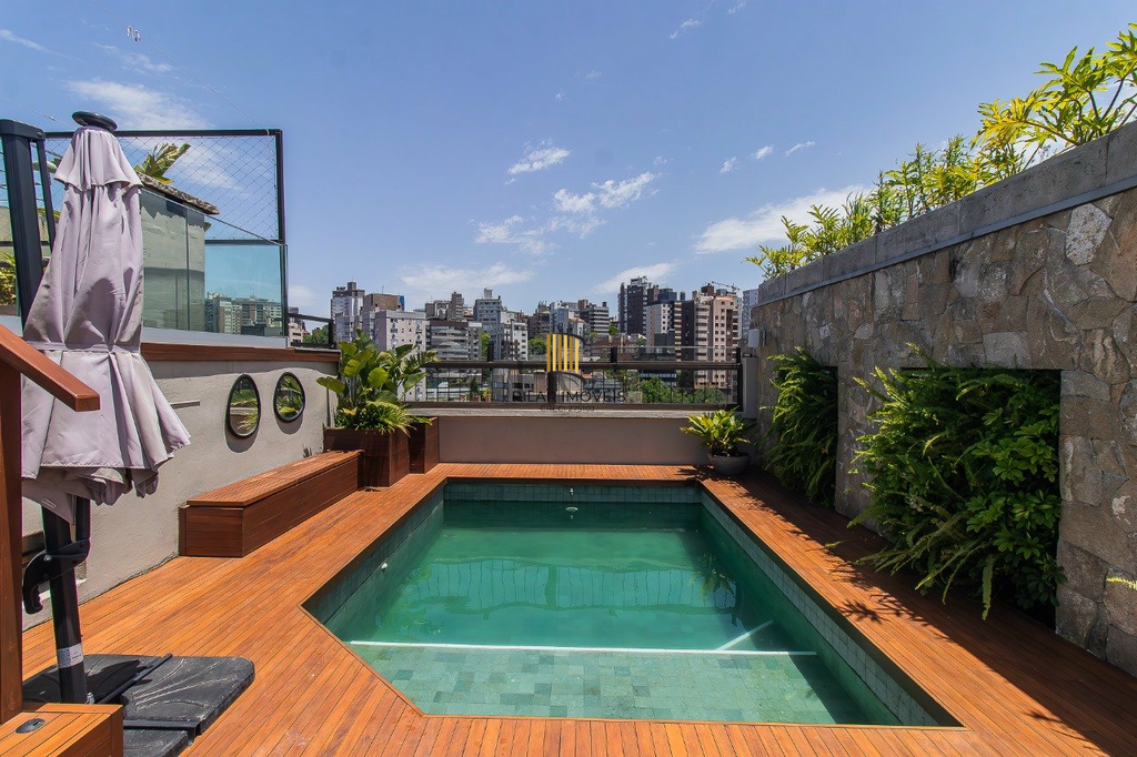 Cobertura 3 dormitórios no bairro Bela Vista