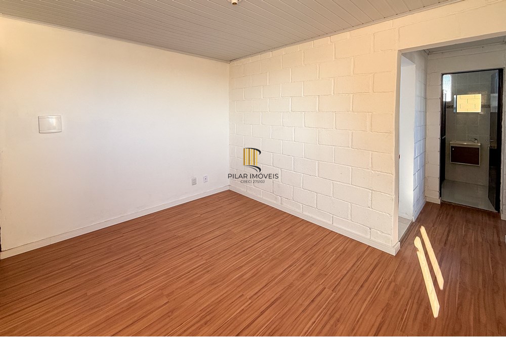 Apartamento 2 dormitórios no bairro Guajuviras