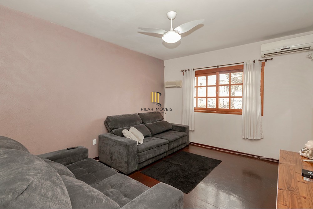 Casa 3 dormitórios no bairro Vila Jardim