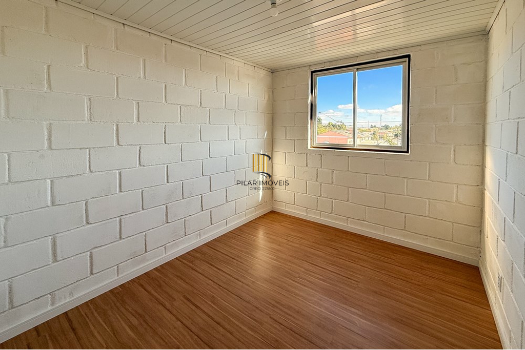 Apartamento 2 dormitórios no bairro Guajuviras