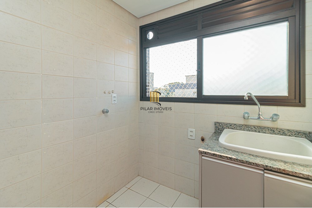 Apartamento 2 dormitórios no bairro Passo da Areia