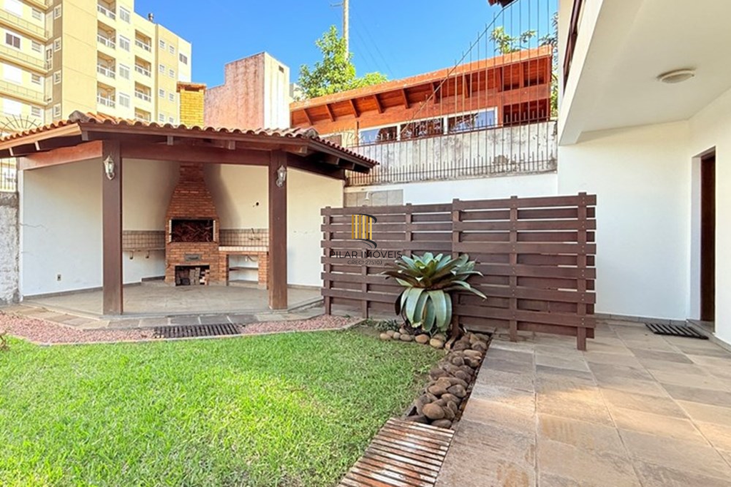 Casa 3 dormitórios no bairro Jardim Planalto