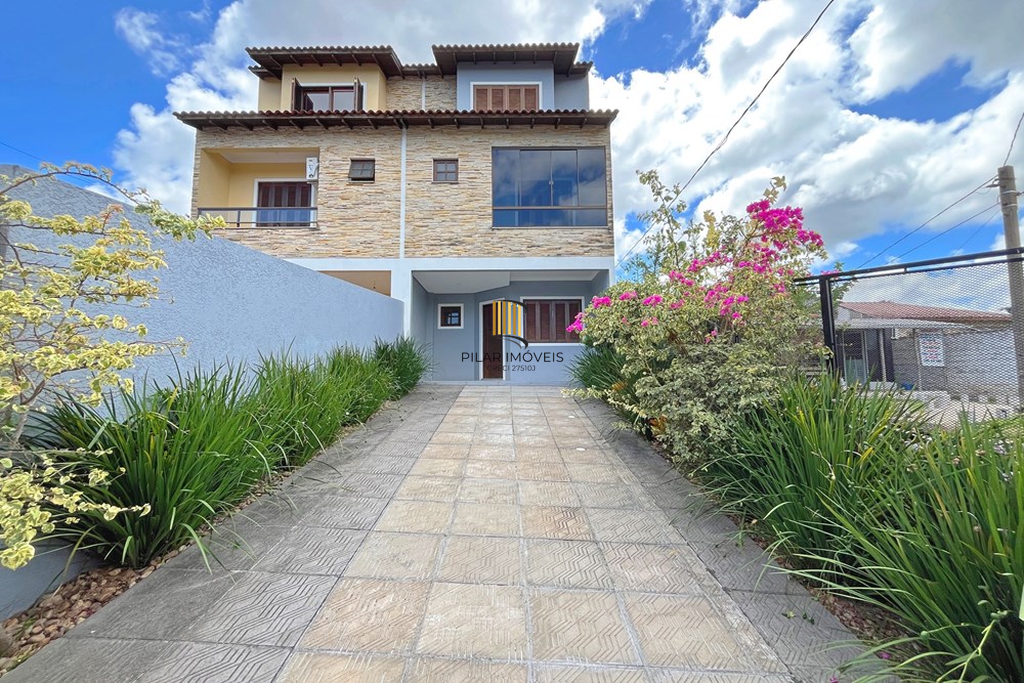 Casa 3 dormitórios no bairro Espírito Santo