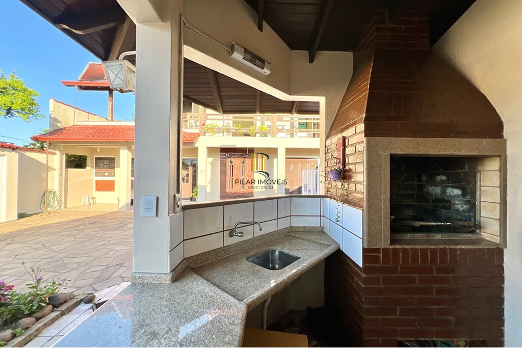 Casa 3 dormitórios no bairro Harmonia