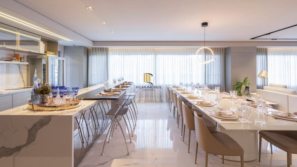 Apartamento 4 dormitórios no bairro Jardim Europa