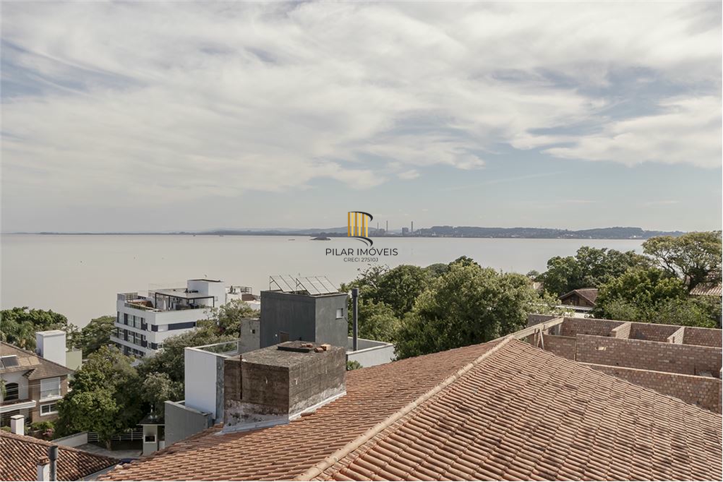 Casa 4 dormitórios no bairro Vila Assunção