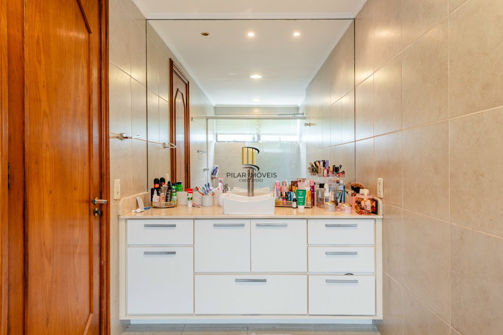 Apartamento 3 dormitórios no bairro Mont Serrat