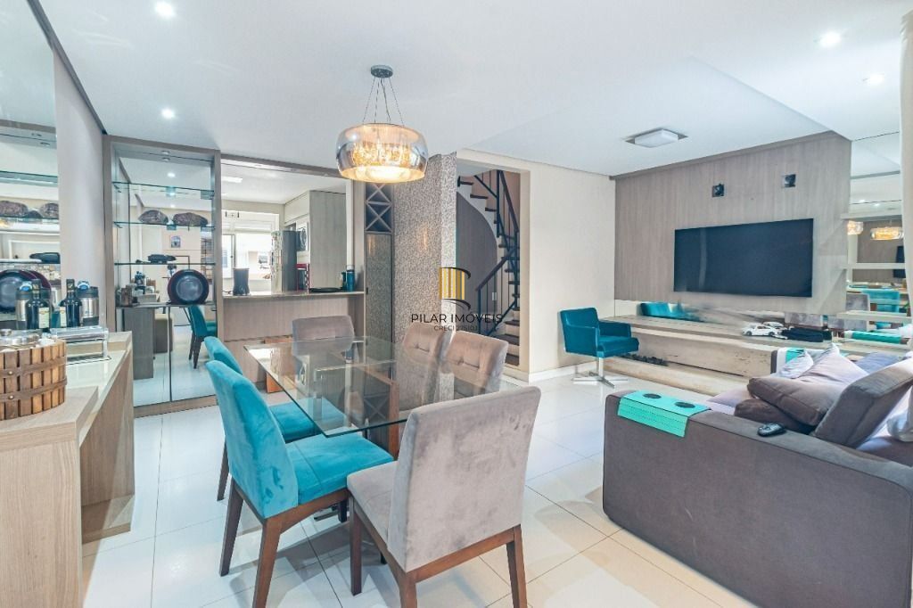 Casa 4 dormitórios no bairro Sarandi - Pilar Imóveis