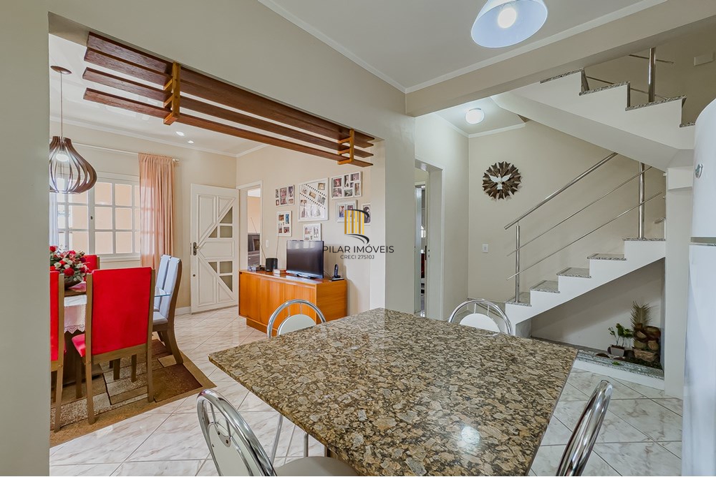 Casa 3 dormitórios no bairro Sarandi