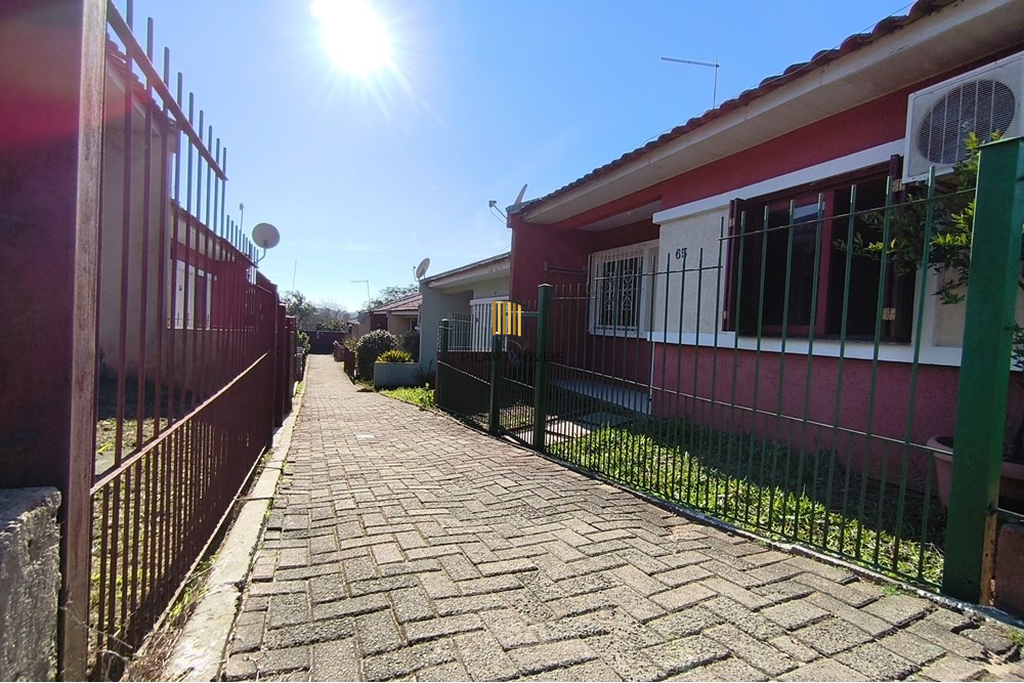 Casa 2 dormitórios no bairro São Tomé
