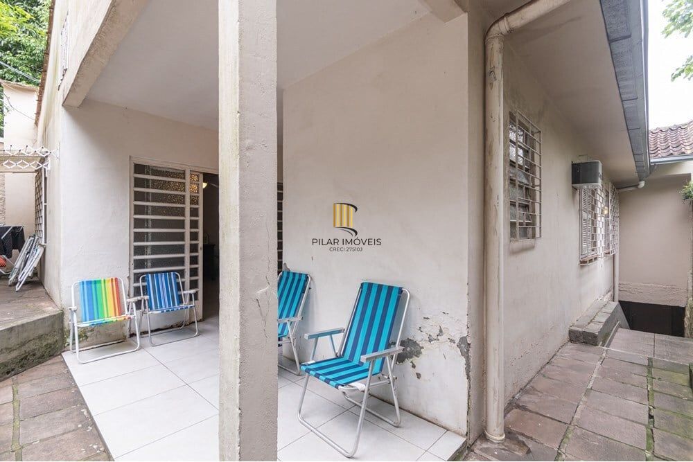 Casa 3 dormitórios no bairro Chácara das Pedras