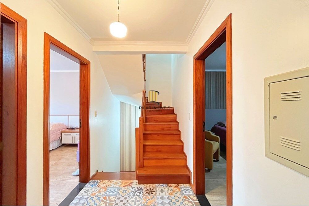 Casa 3 dormitórios no bairro Espírito Santo