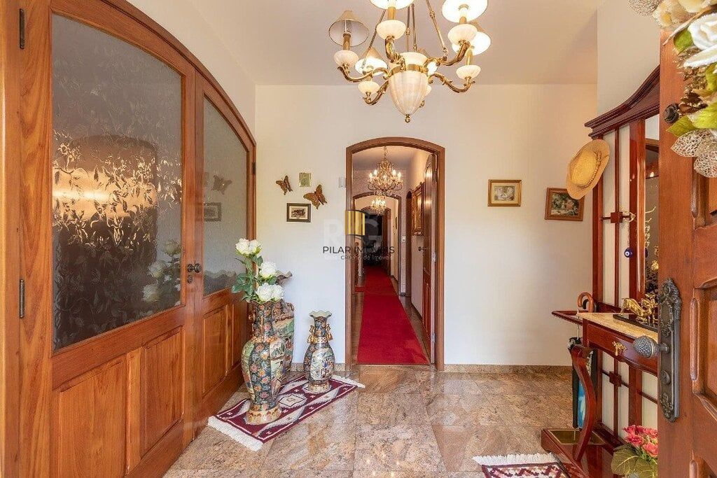 Casa 4 dormitórios no bairro Vila Assunção