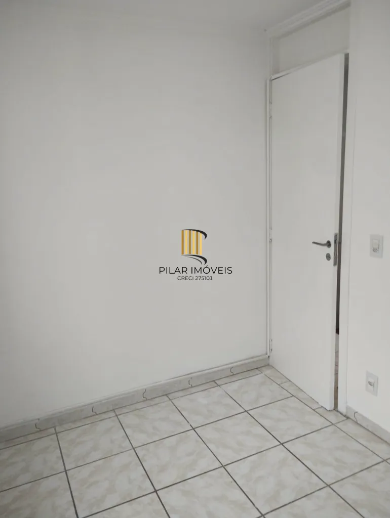 Casa de Condomínio 4 dormitórios no bairro Jardim Itu