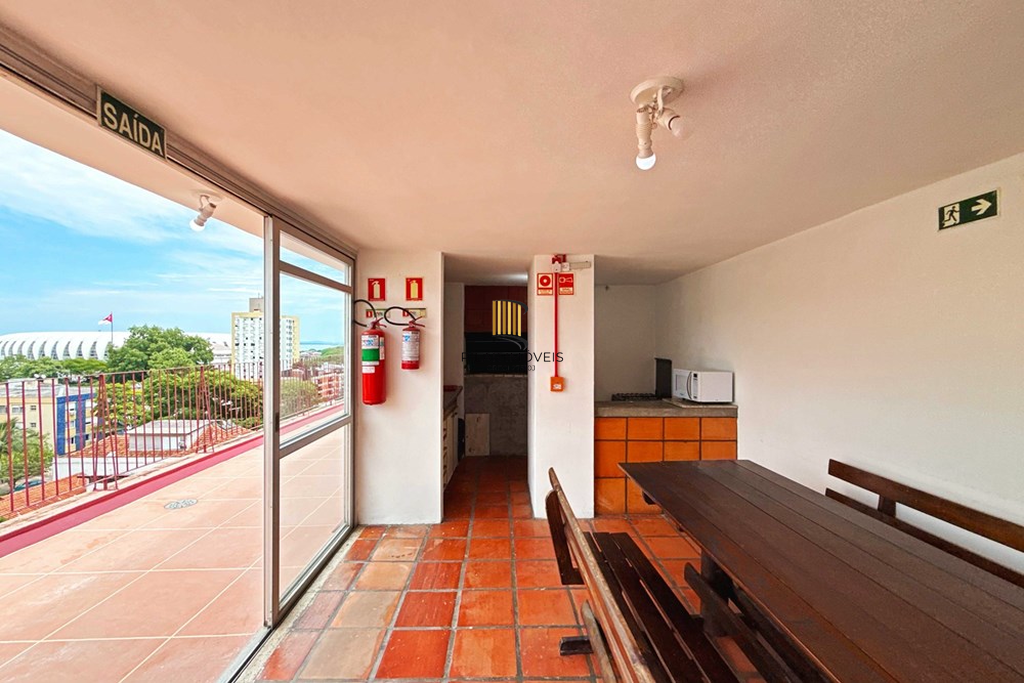 Apartamento 2 dormitórios no bairro Menino Deus