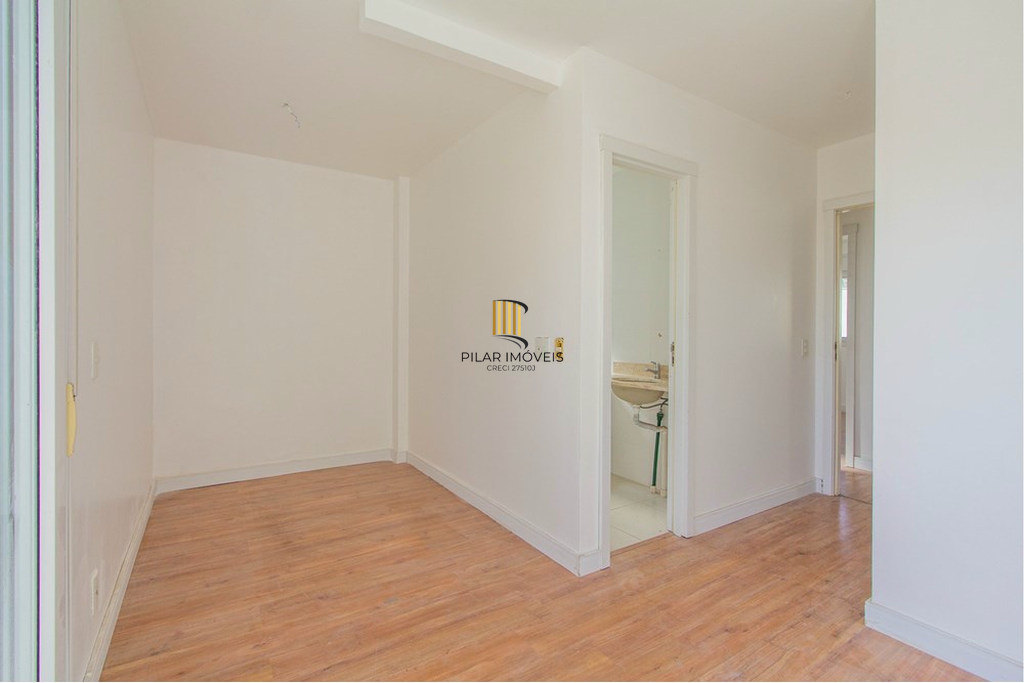 Casa de Condomínio 3 dormitórios no bairro Lomba do Pinheiro